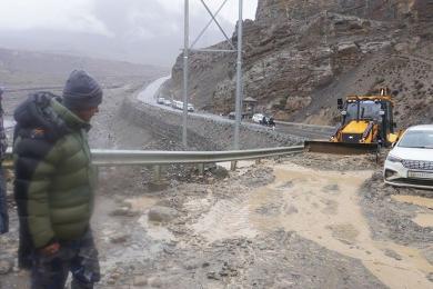 पहिराले कागबेनी–कोरला सडक अवरुद्ध